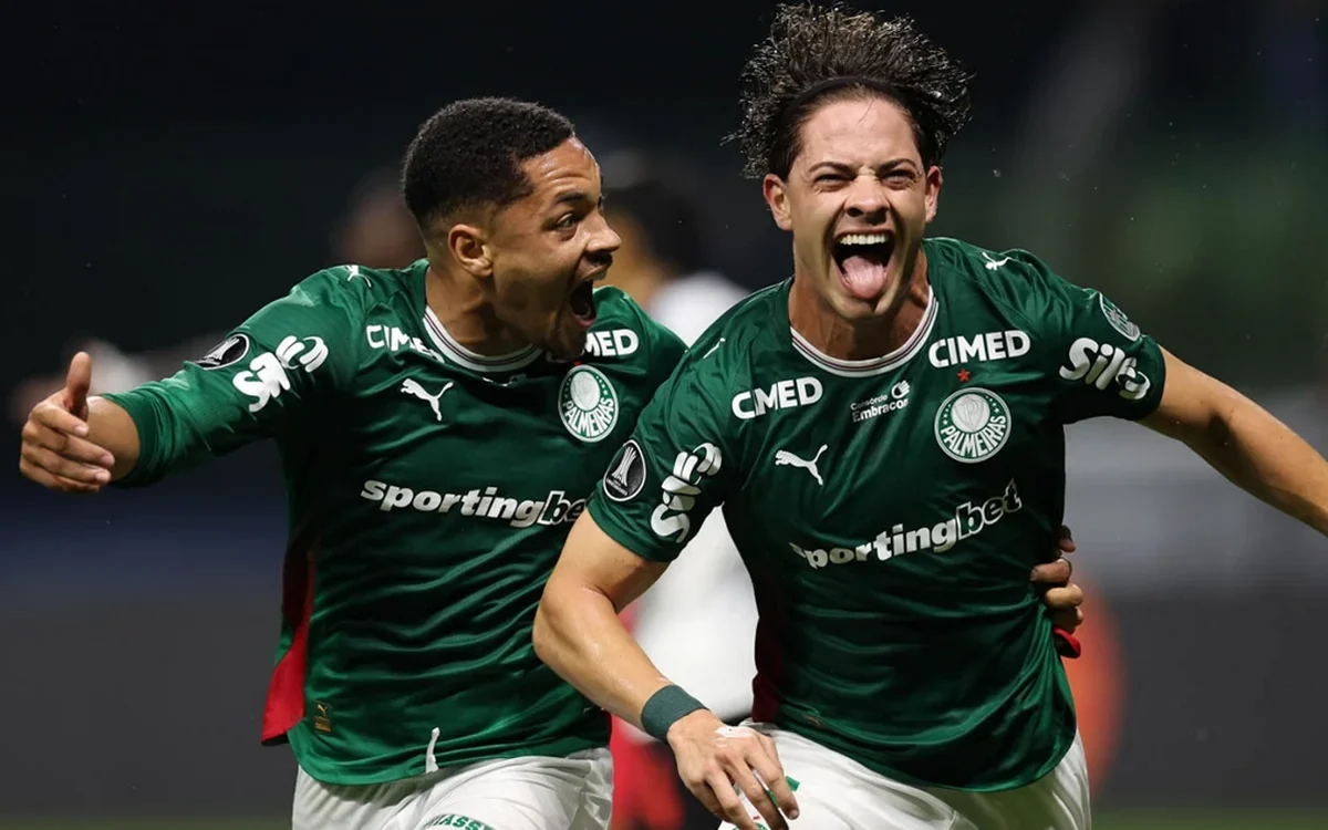 Palmeiras enfrenta a LDU em partida pela Libertadores.