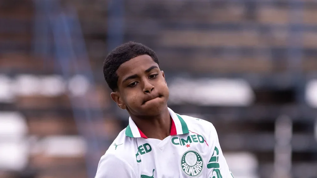 Palmeiras Sub-15, hexacampeão paulista, antes das oitavas contra o Jabaquara