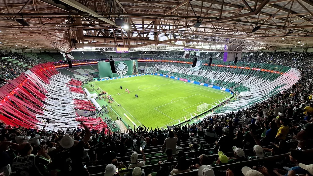 Torcida do Palmeiras no Nubank Parque, estádio onde o sócio Avanti tem prioridade na compra de ingressos