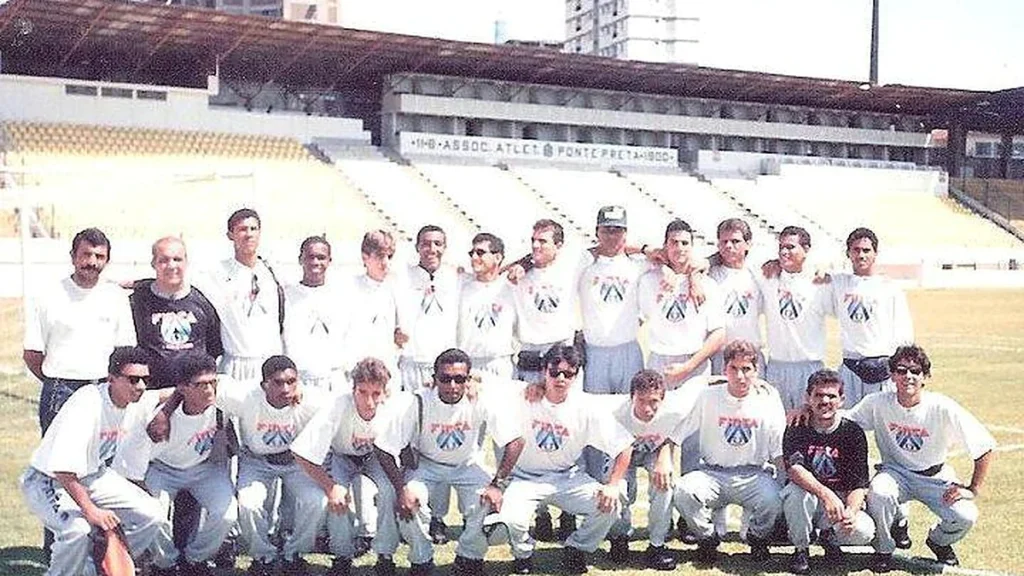 Time de juniores do Sport campeão em 1992; Dário aparece entre os agachados