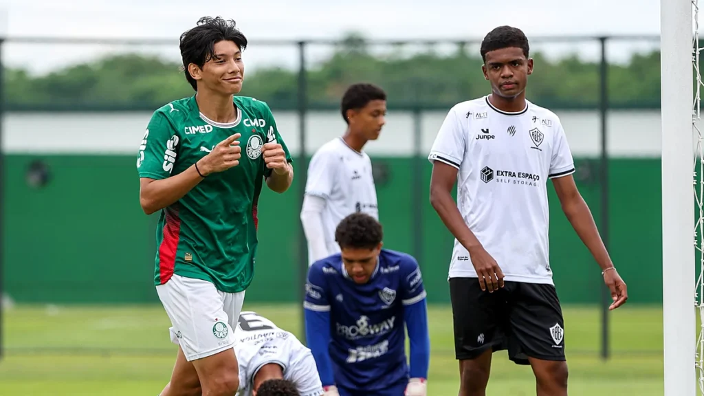 Robert, atacante do Palmeiras Sub-17